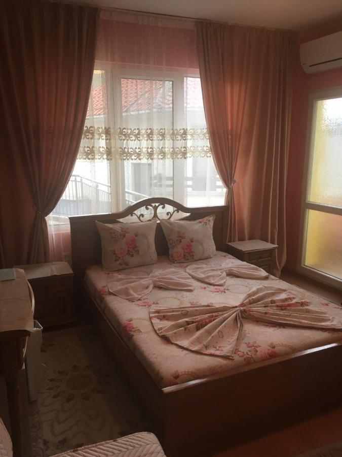 Guest House Hristina Sozopol Exterior foto